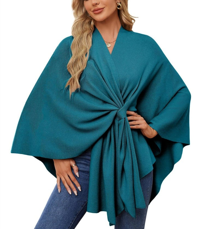 Weicher eleganter Schultertuch-Poncho für gemütliches schickes Schichten