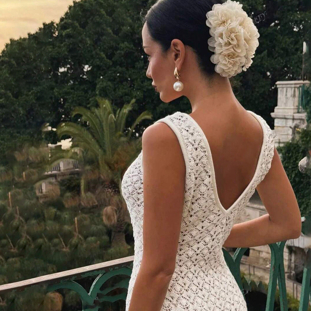 Gehäkeltes Maxikleid mit offenem Rücken für den Urlaub Weiß
