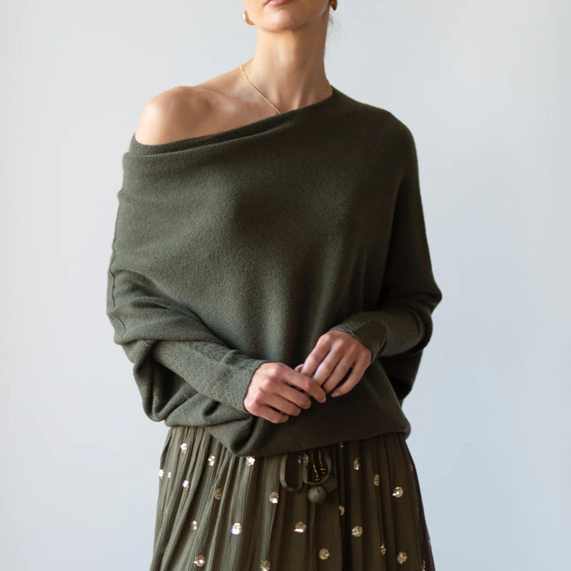Gemütlicher übergroßer Strickpullover mit Carmenausschnitt