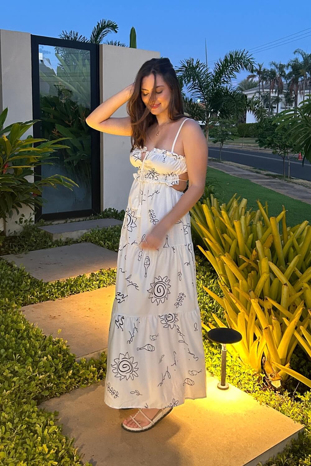 Bedrucktes Midikleid mit Spaghettiträgern Weiß