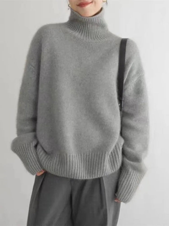Gemütlicher weicher Strickpullover mit Rollkragen für kühle Tage