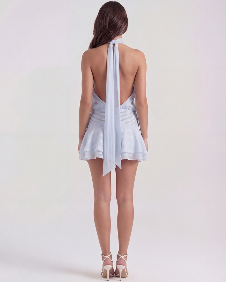 Amoura Chic Mini-Kleid mit fließender Silhouette
