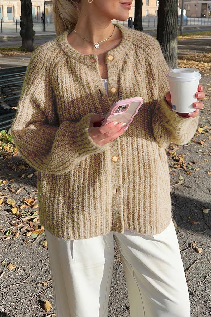 Lässiger Strickpullover mit Knöpfen und Rundhalsausschnitt Außenbekleidung