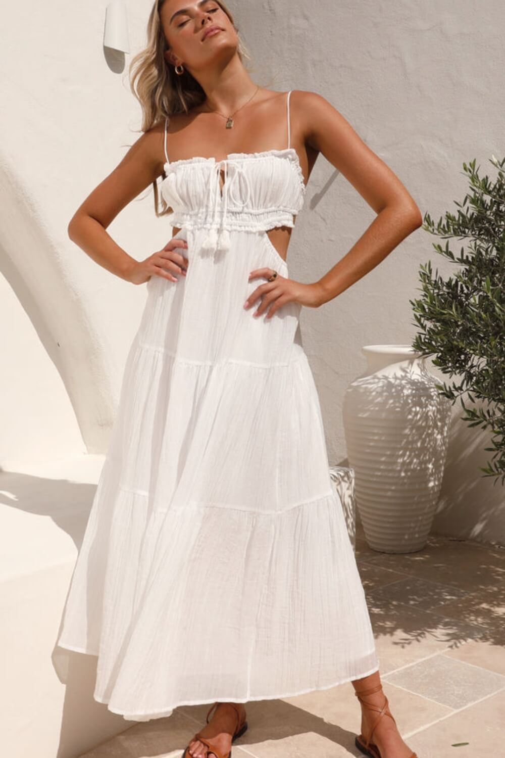 Midi-Kleid aus Chiffon-Baumwollmischung mit verstellbaren Riemen aus Band