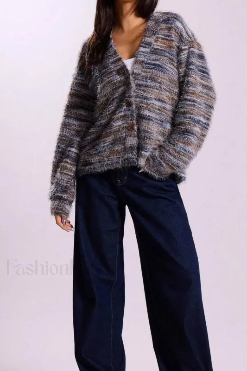 Gemütliche Vintage-Streifen Strickjacke mit V-Ausschnitt
