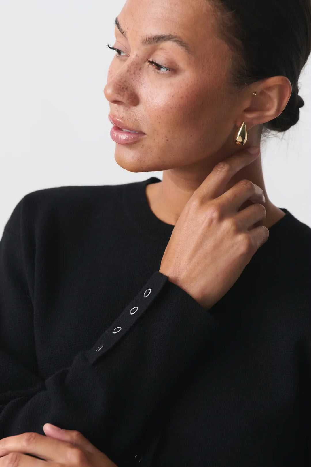 Elegante Bluse mit durchgehender Knopfleiste, vielseitigem geradem Schnitt und Manschettendetails
