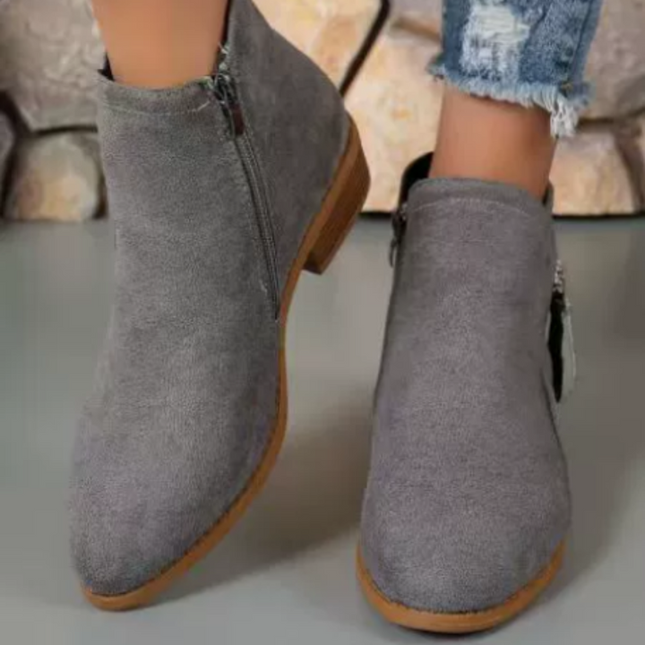 Schicke Leder-Stiefeletten für den Alltagstil