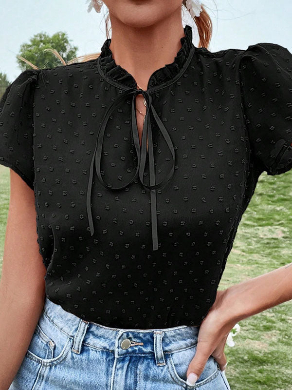 Unifarbene Damenbluse mit Bindeband und Volantdetails