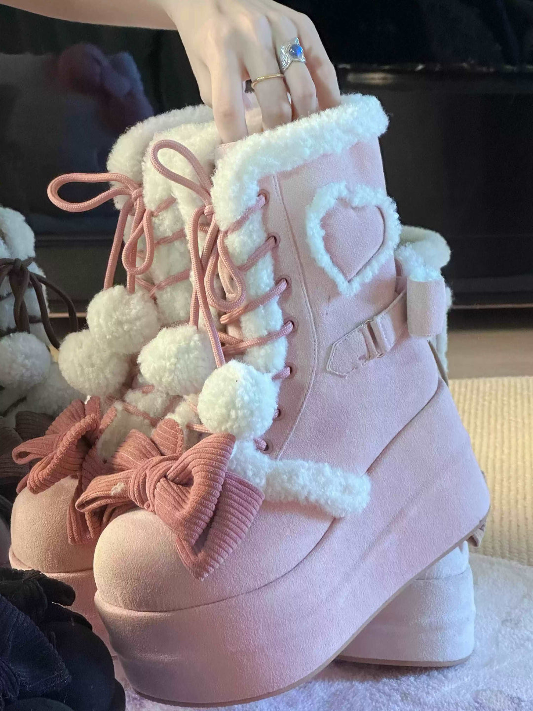 Gemütliche Winter-Schneestiefel in Rosa und Creme