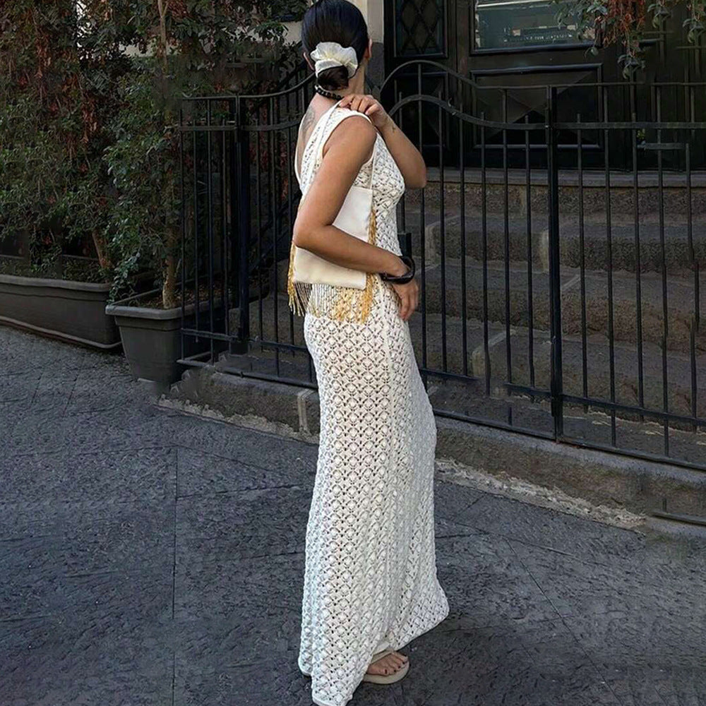 Gehäkeltes Maxikleid mit offenem Rücken für den Urlaub Weiß