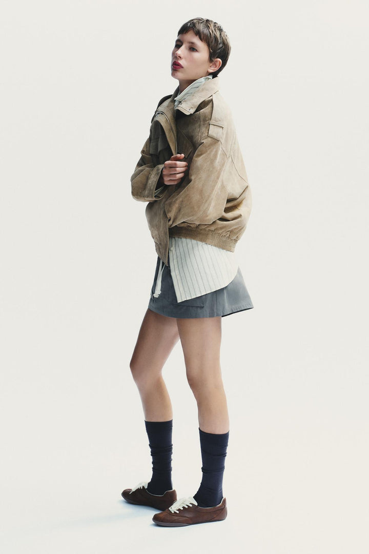 Klassische vintageinspirierte Wildlederjacke