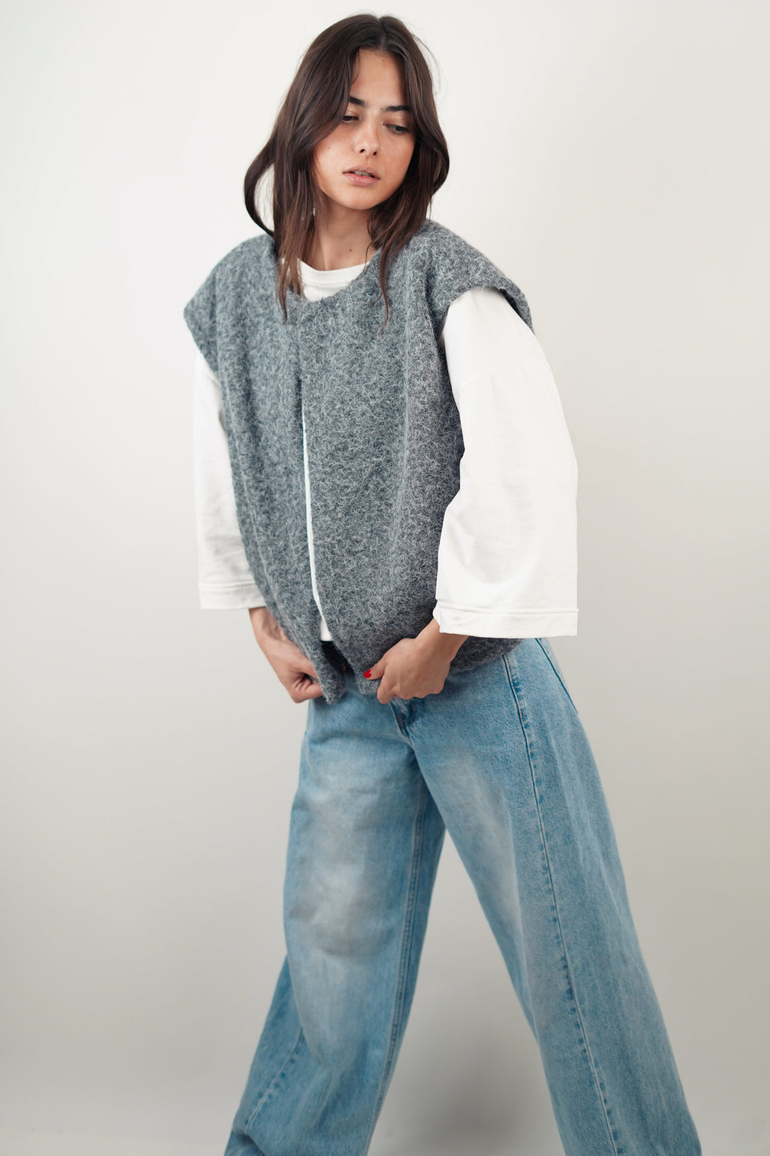 Nahaufnahme der weichen Strickware des Damen-Cardigans
