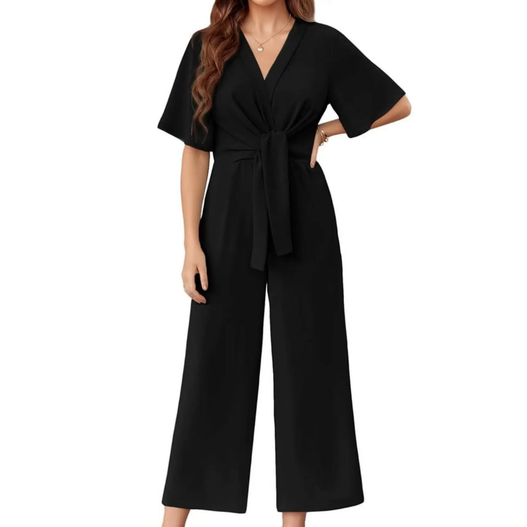 Damen-Jumpsuit mit V-Ausschnitt und weitem Bein in eleganter Frontansicht