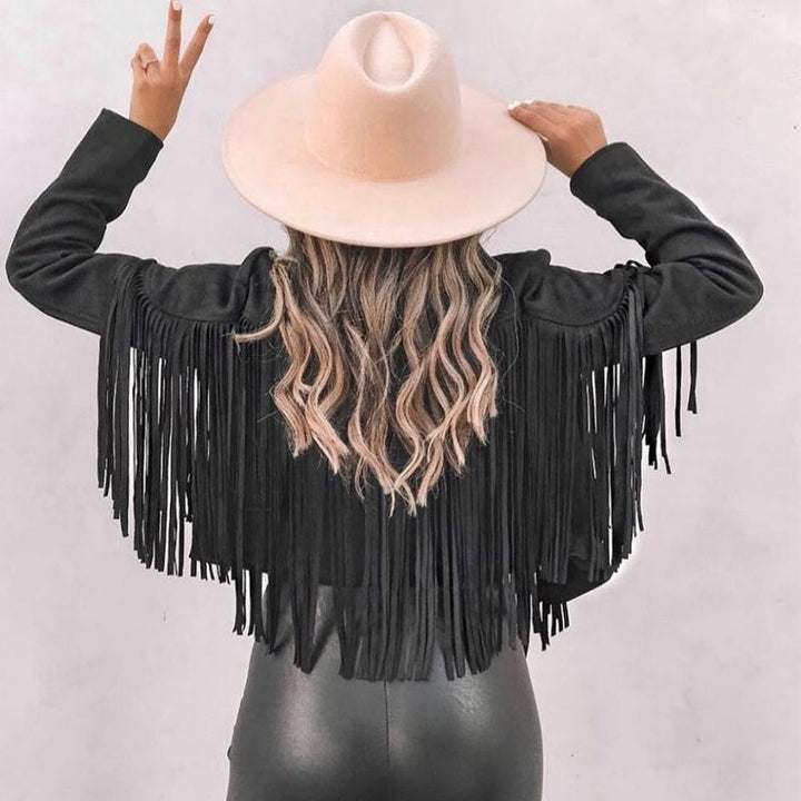 Damenjacke mit dekorativen Fransen für einen lässigen Boho-Look
