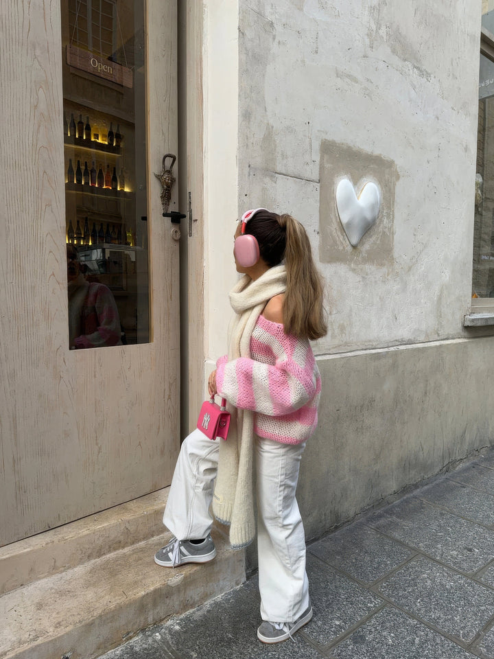 Gemütlicher leichter Strickpullover für lässigen Komfort