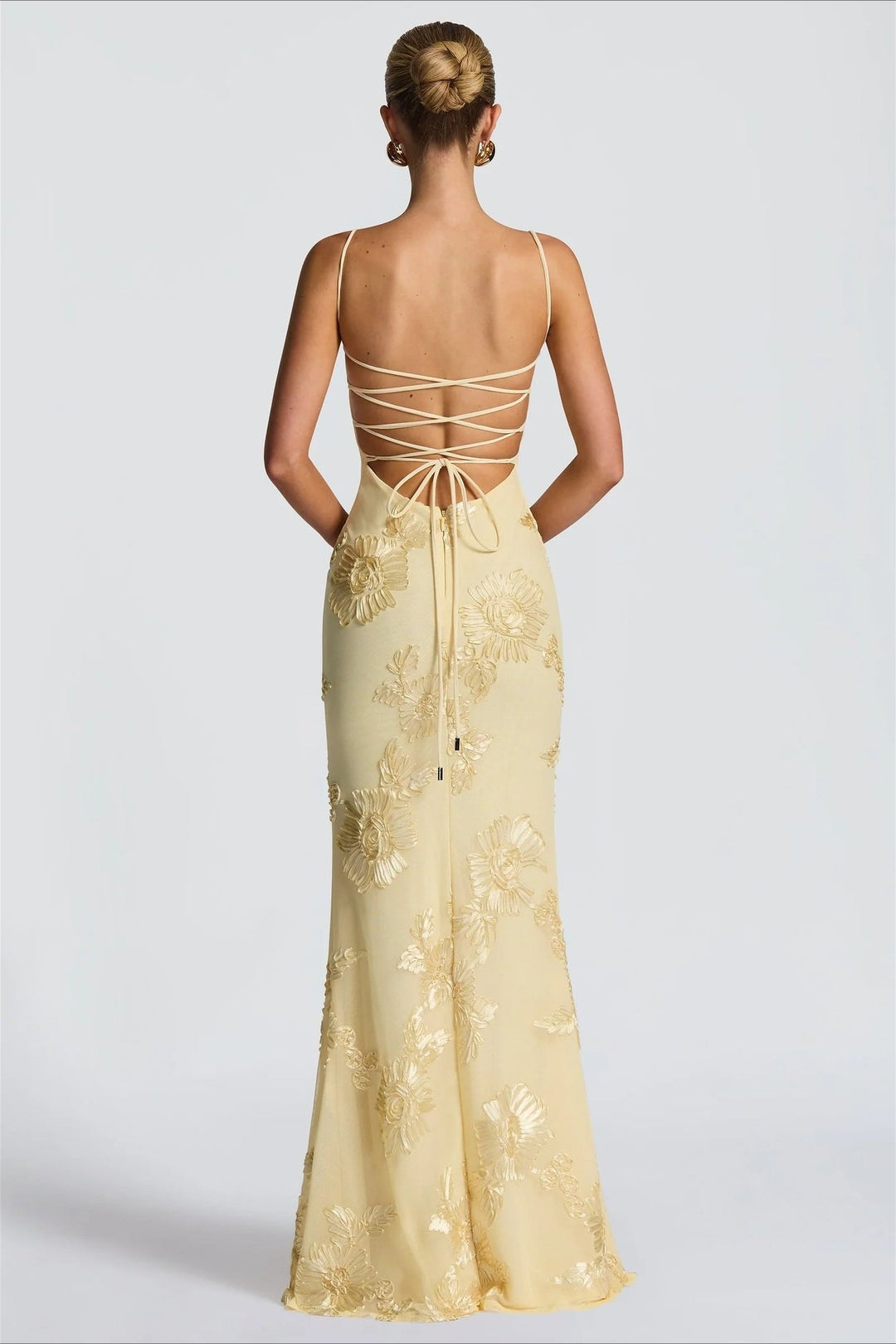 Damen-Maxikleid mit buntem Blumenmuster in voller Länge