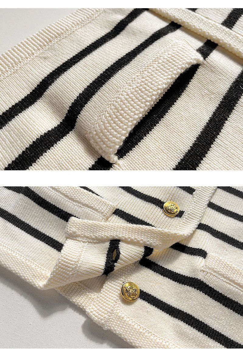 Gemütlicher gestreifter Strickpullover für herbstliche Lagenlooks