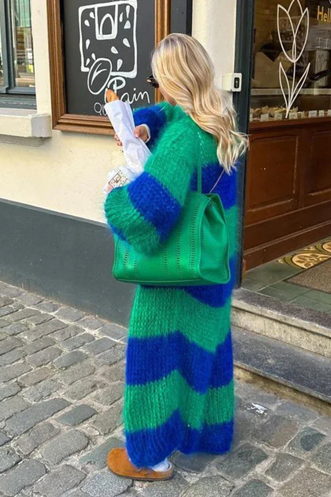 Gemütlicher übergroßer Strickcardigan mit Streifen