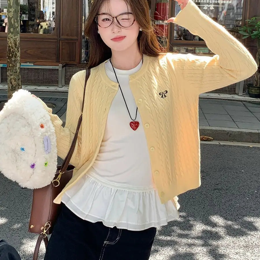 Damen Strick-Cardigan mit V-Ausschnitt und Stickerei