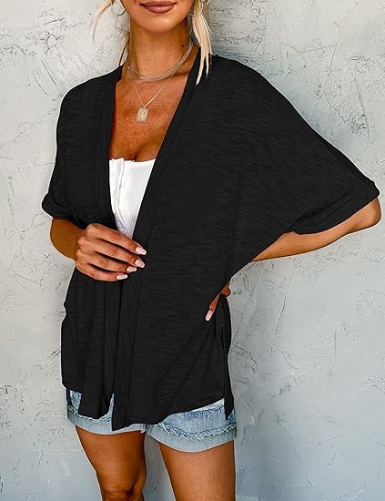 Stilvoller Kurzarm-Strickcardigan mit offenem Schnittdesign