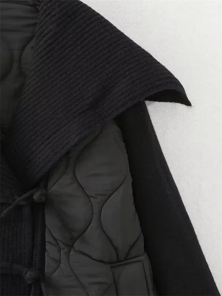 Damenjacke mit Futter, gerippten Details und weitem Kragen