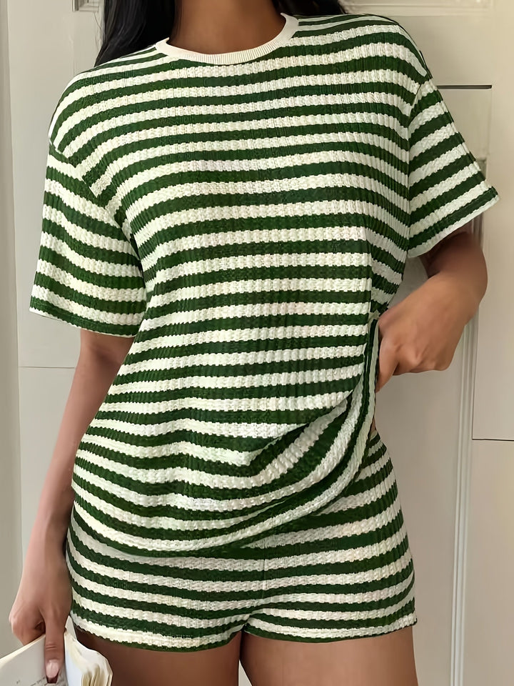 Gestreiftes Rundhals-T-Shirt und Shorts Freizeitset