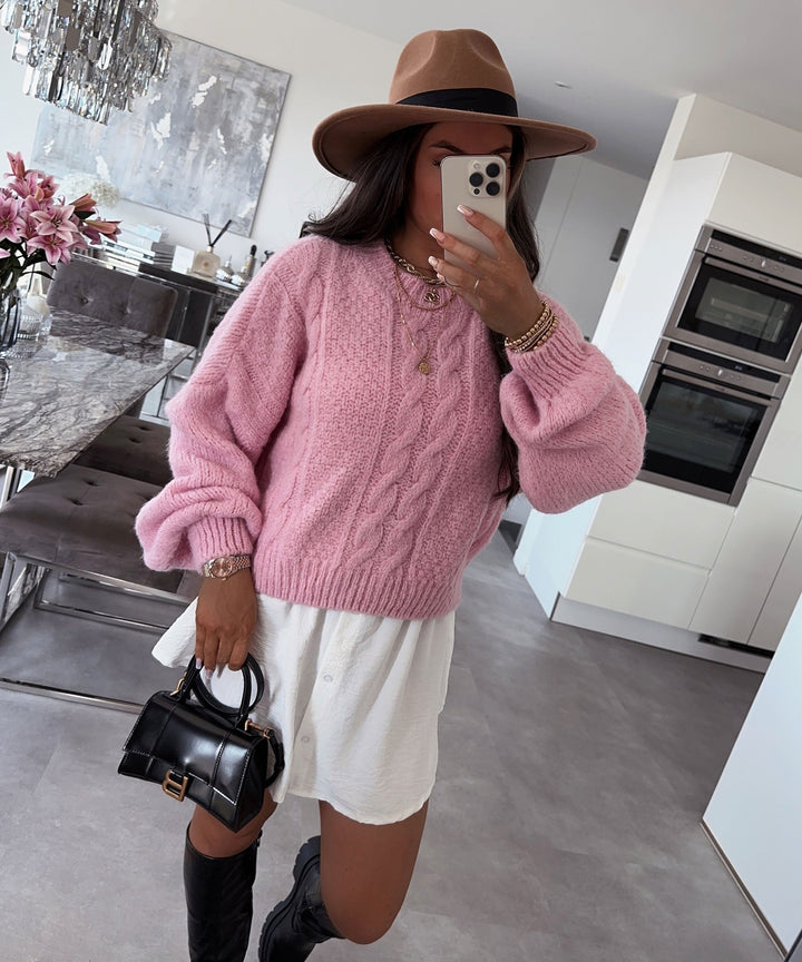 Eleganter weißer Rock