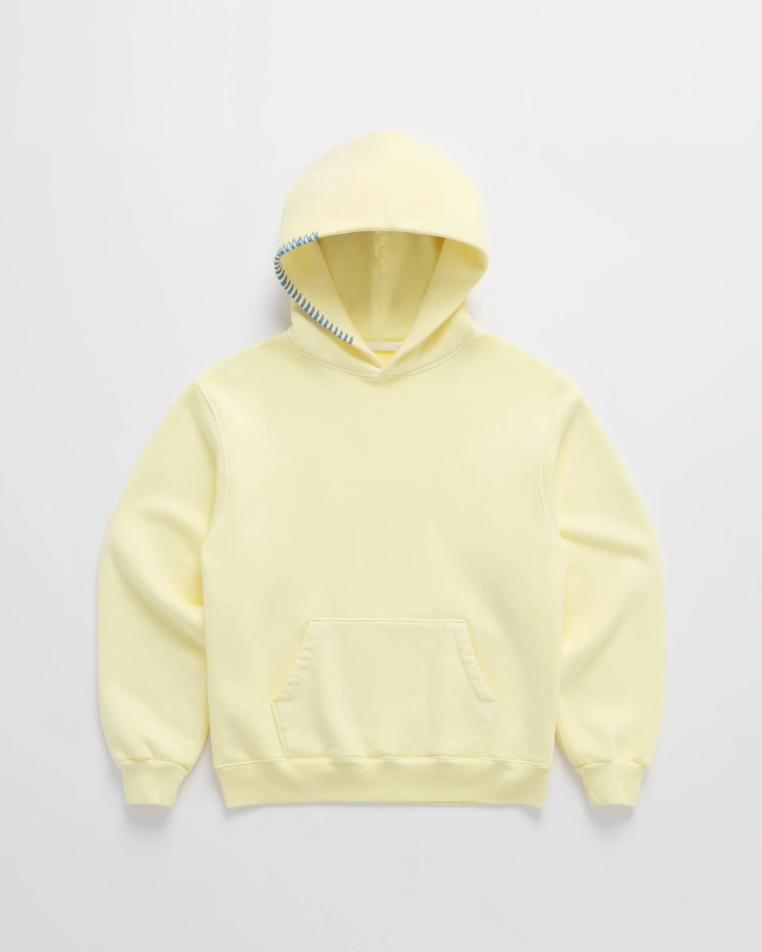 Gemütlicher minimalistischer Kapuzenpullover