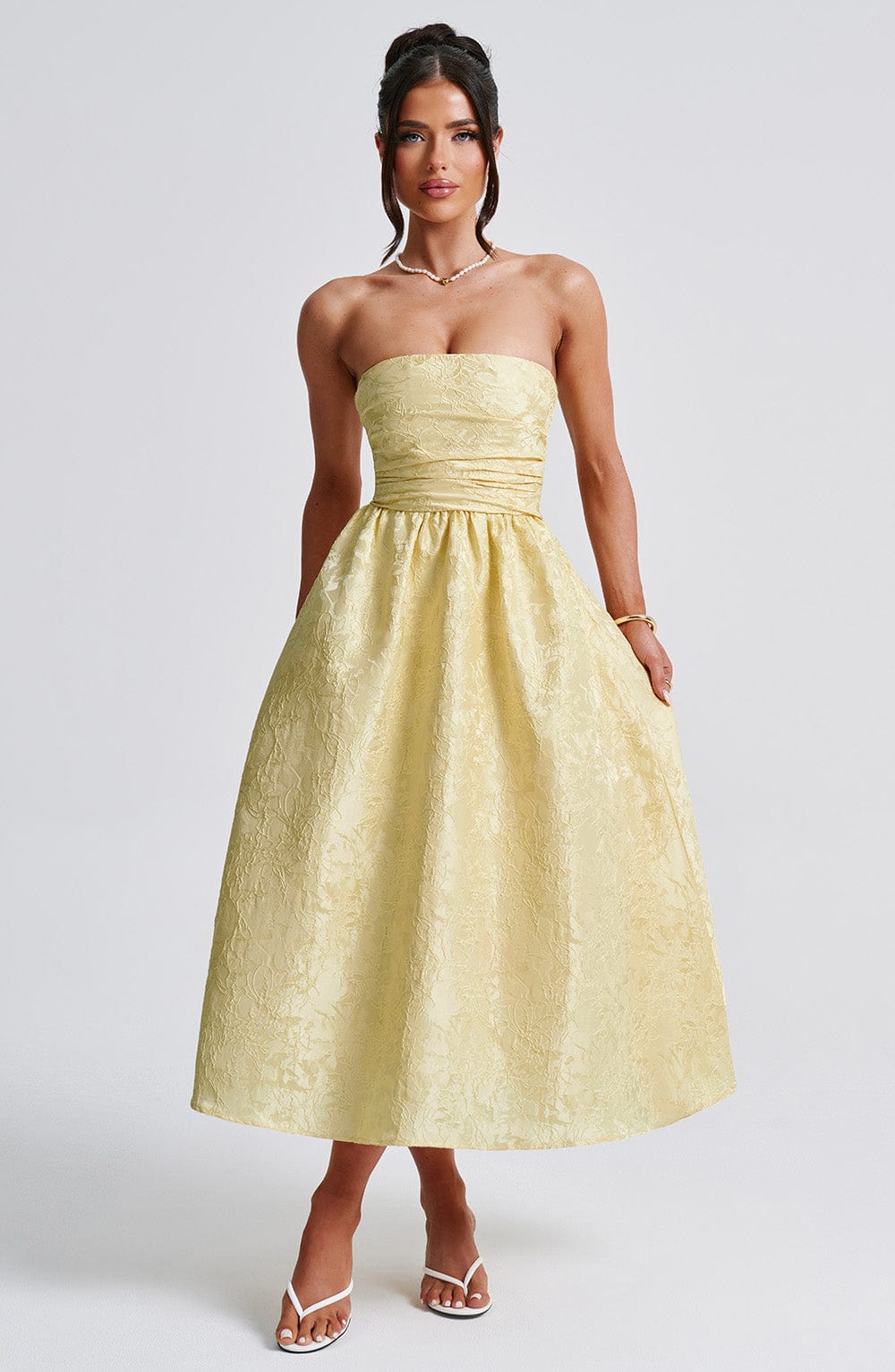 Floraler Jacquard Trägerloser Plissierter Midikleid Zitrone