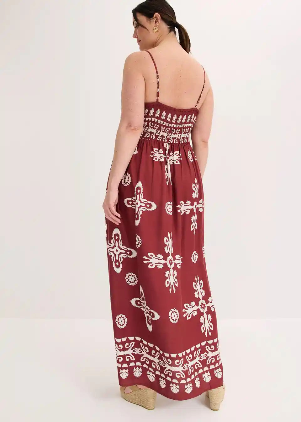 Damen Sommerkleid mit Ethno-Muster und fließender Maxi-Länge