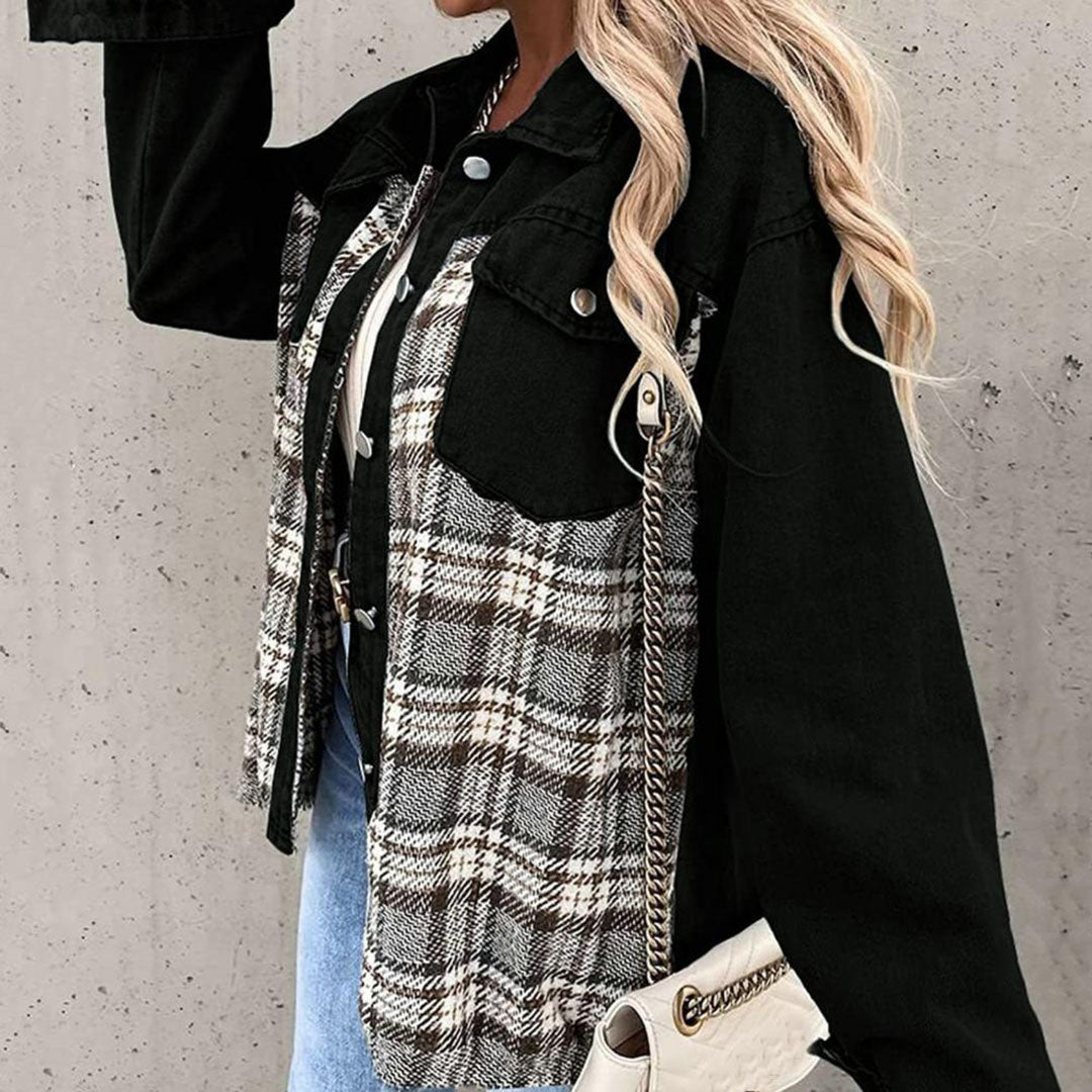Elegante Damenjacke mit Karomuster und klassischem Kragen