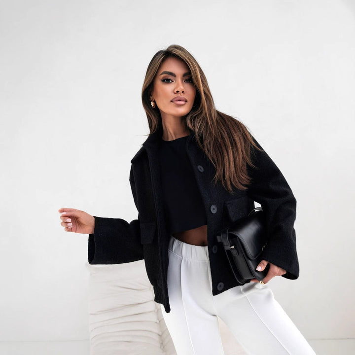 Übergroße Wollmischung Kurzjacke mit Knopfleiste und Taschen