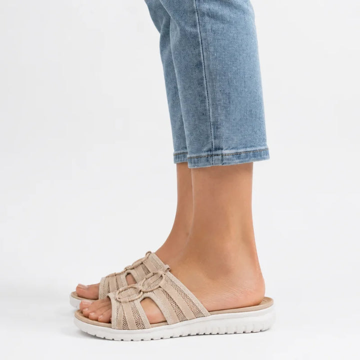 Damen Sandalen zum Hineinschlüpfen mit breiter Passform, Profilansicht