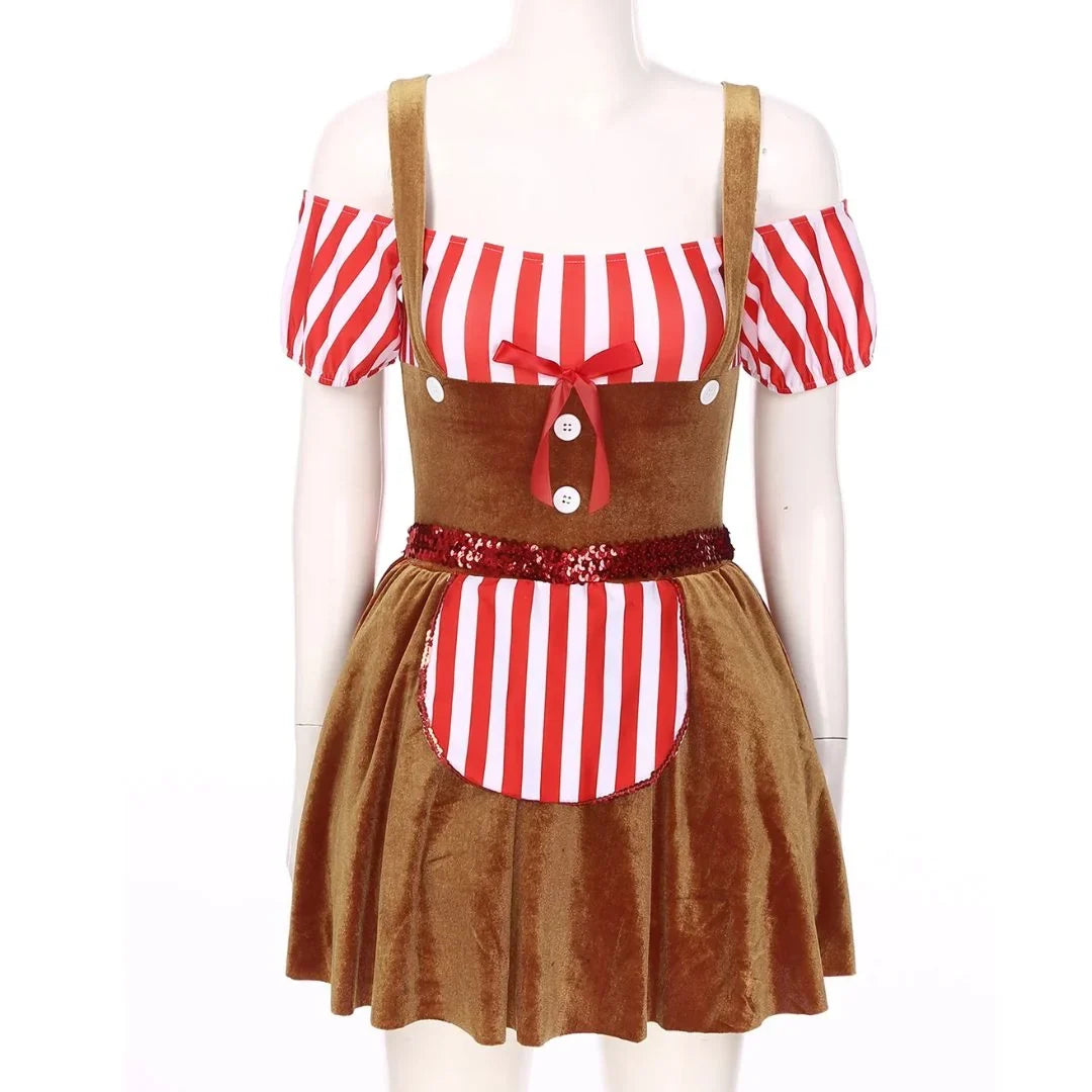 Traditionelles Dirndl für Damen in einer Gesamtansicht