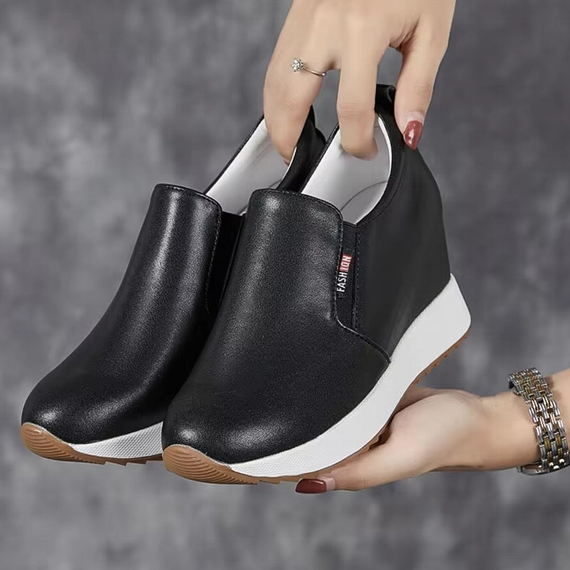 Schicke echte Leder-Stiefeletten mit Blockabsatz