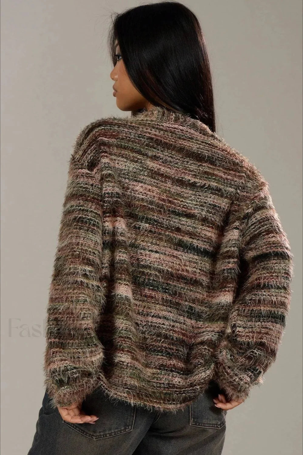 Gemütliche Vintage-Streifen Strickjacke mit V-Ausschnitt