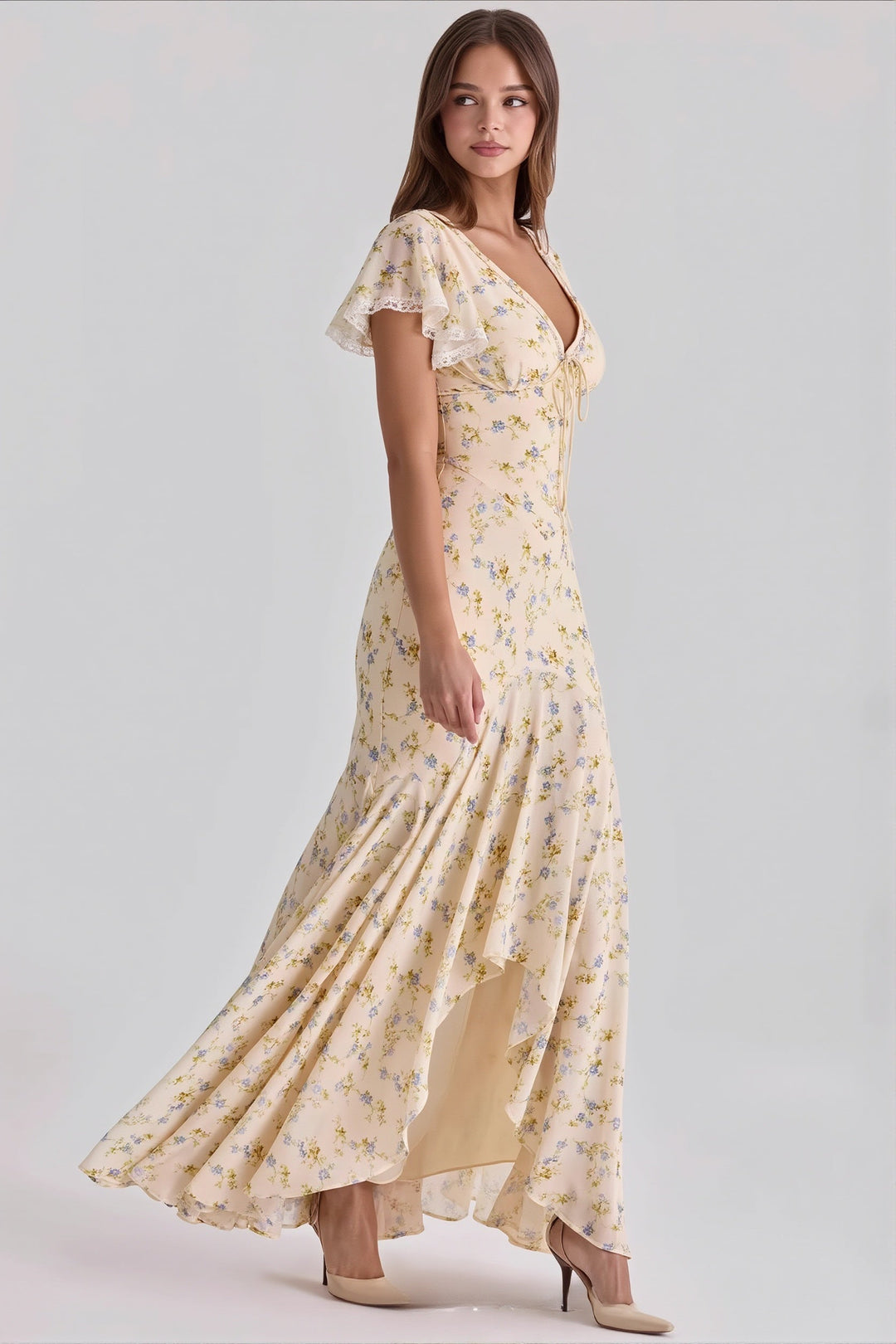 Figurbetontes Maxikleid mit Blumenprint und langem Rockteil