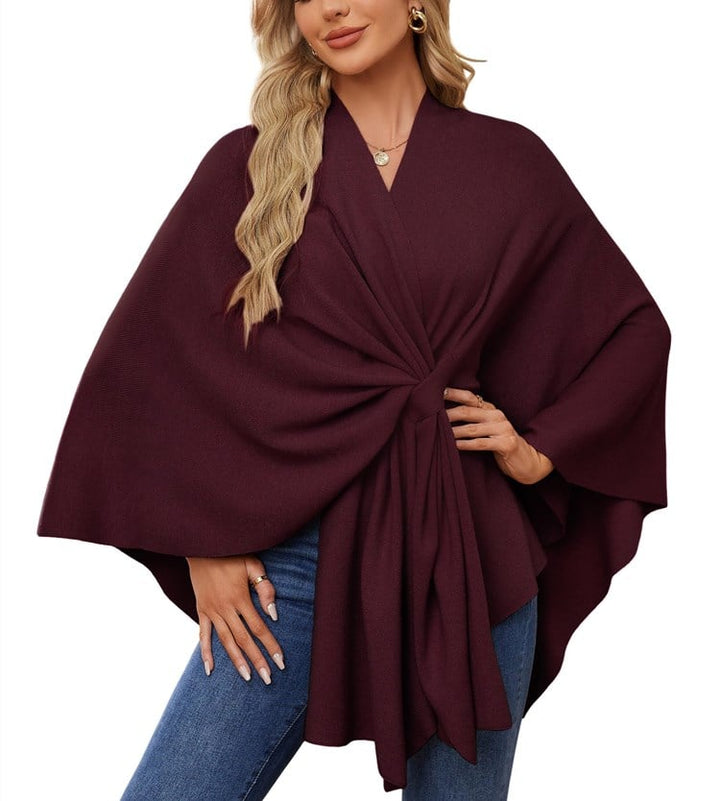 Weicher eleganter Schultertuch-Poncho für gemütliches schickes Schichten