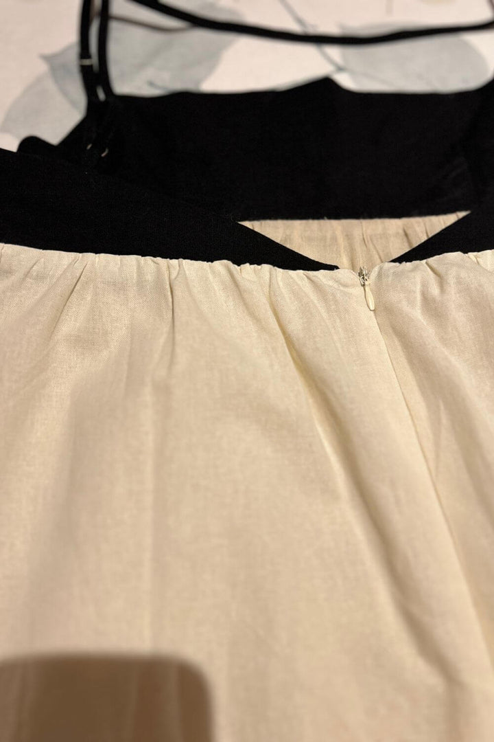 Midi-Kleid aus Leinen-Baumwoll-Mischung, lockere Passform, Schwarz und Weiß