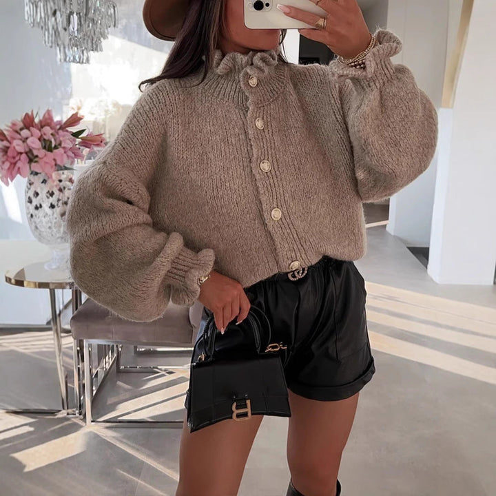 Schicker Damen-Strickjacke mit Knöpfen und stylischem Kragen
