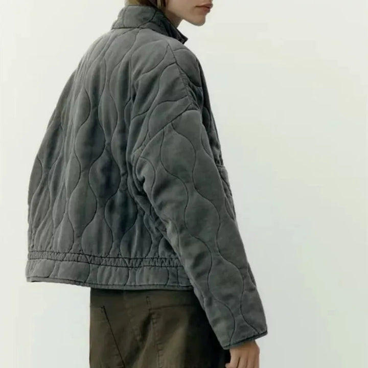 Vintage Steppjacke mit klassischer Steppnaht-Detailierung