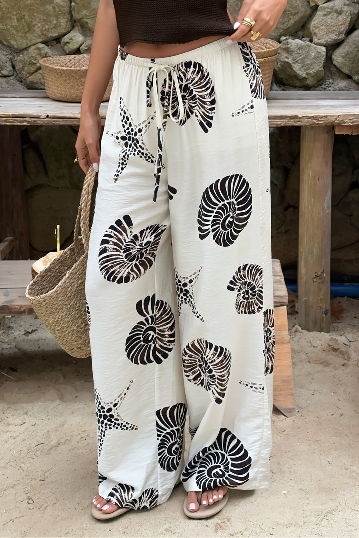 Detailansicht der Damen weiten Hose mit Print und Bindeband am Bund
