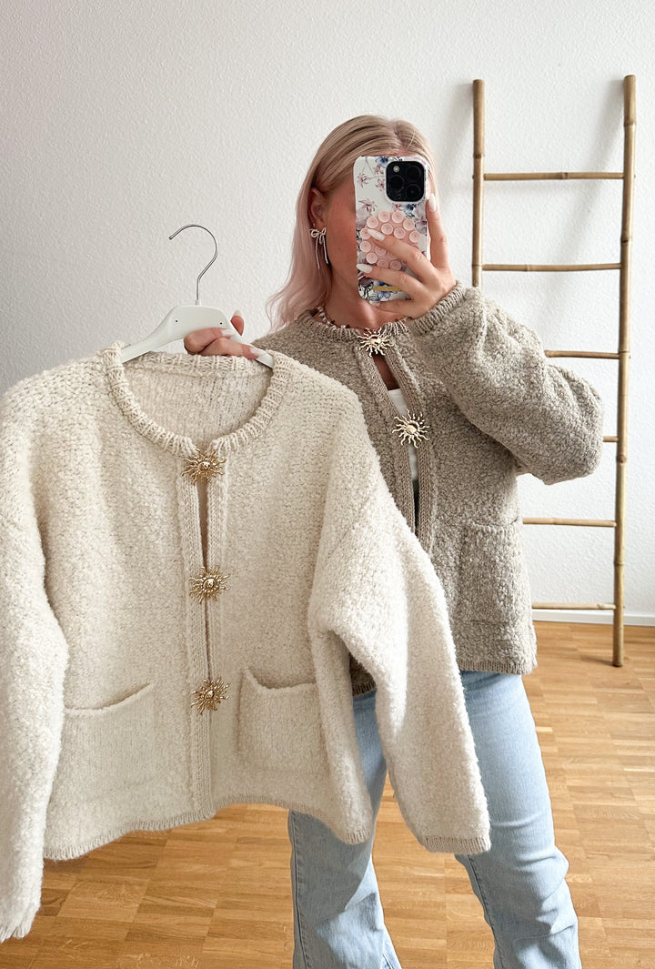 Gemütliche Plüsch-Teddyjacke für legere schicke Looks