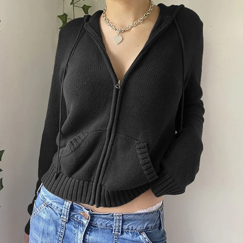 Gemütlicher Kapuzenstrickcardigan mit Knopfleiste vorne