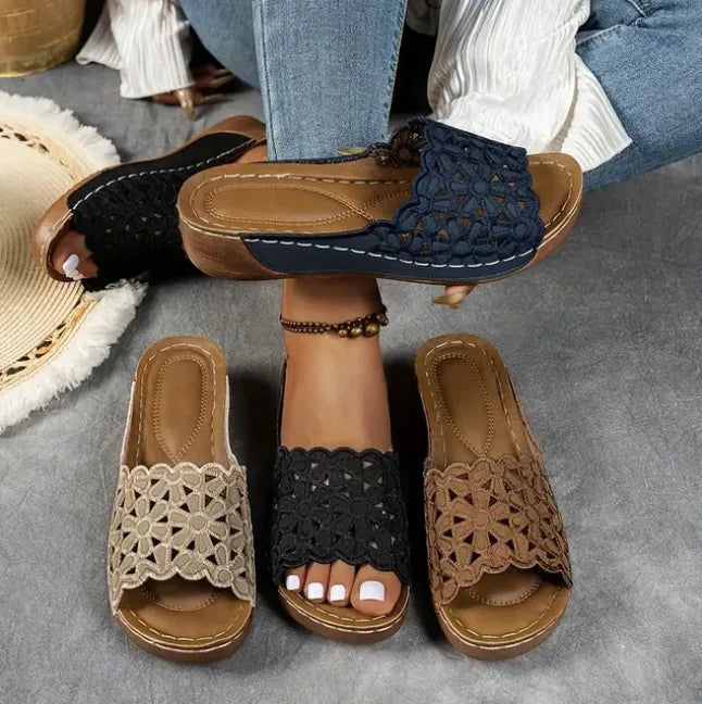 Stilvolle sommerliche Sandalen in Fischform für Damen