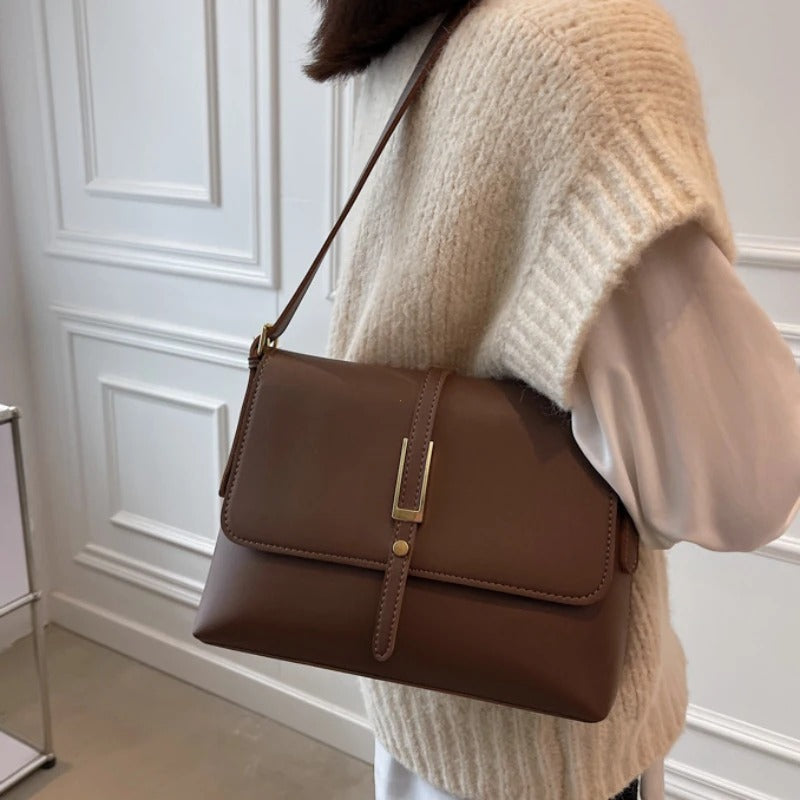 Helviora® | Klassische Schultertasche mit Verschlussriemen