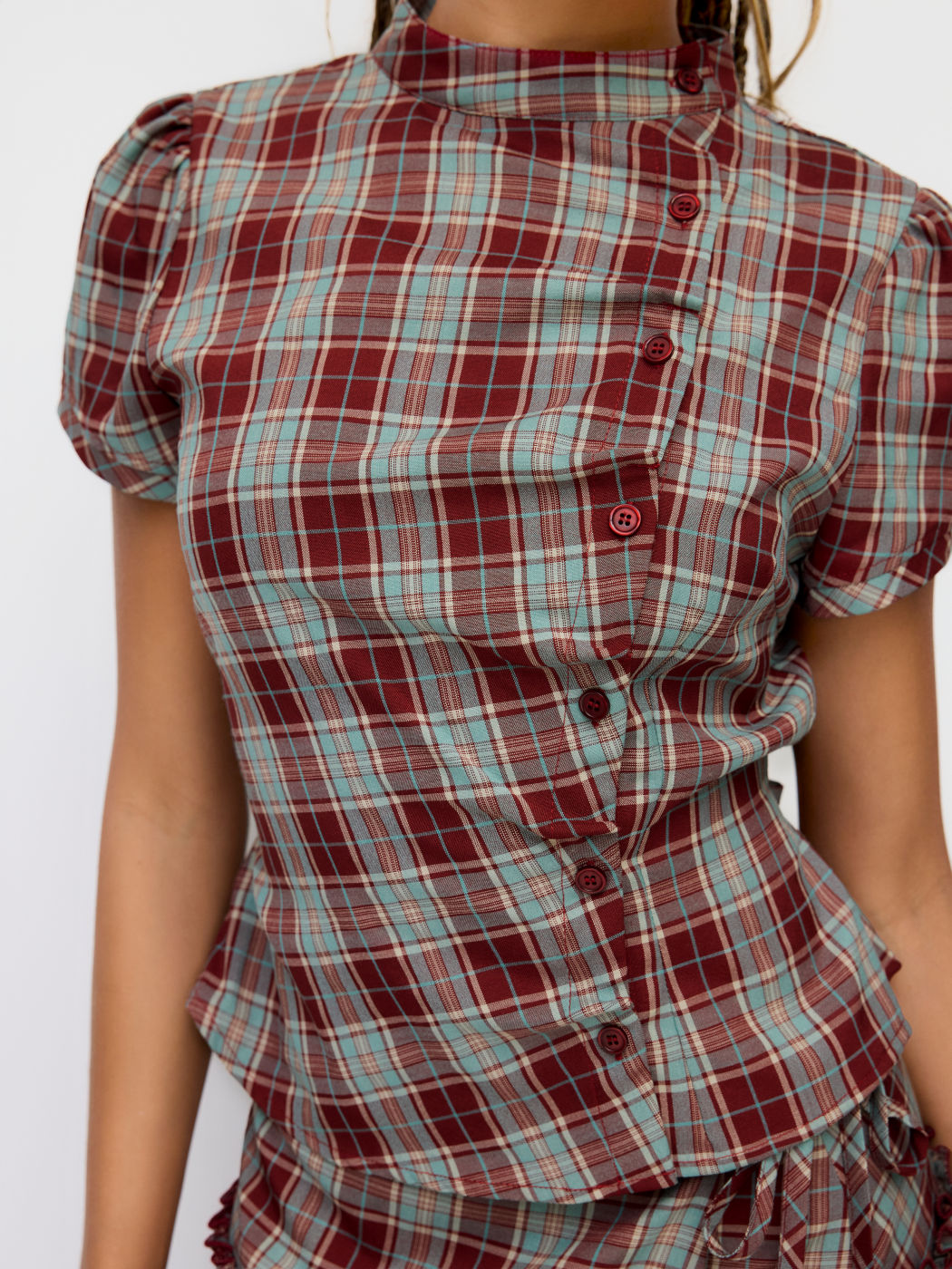 Damen-Bluse mit Karomuster und Knöpfen