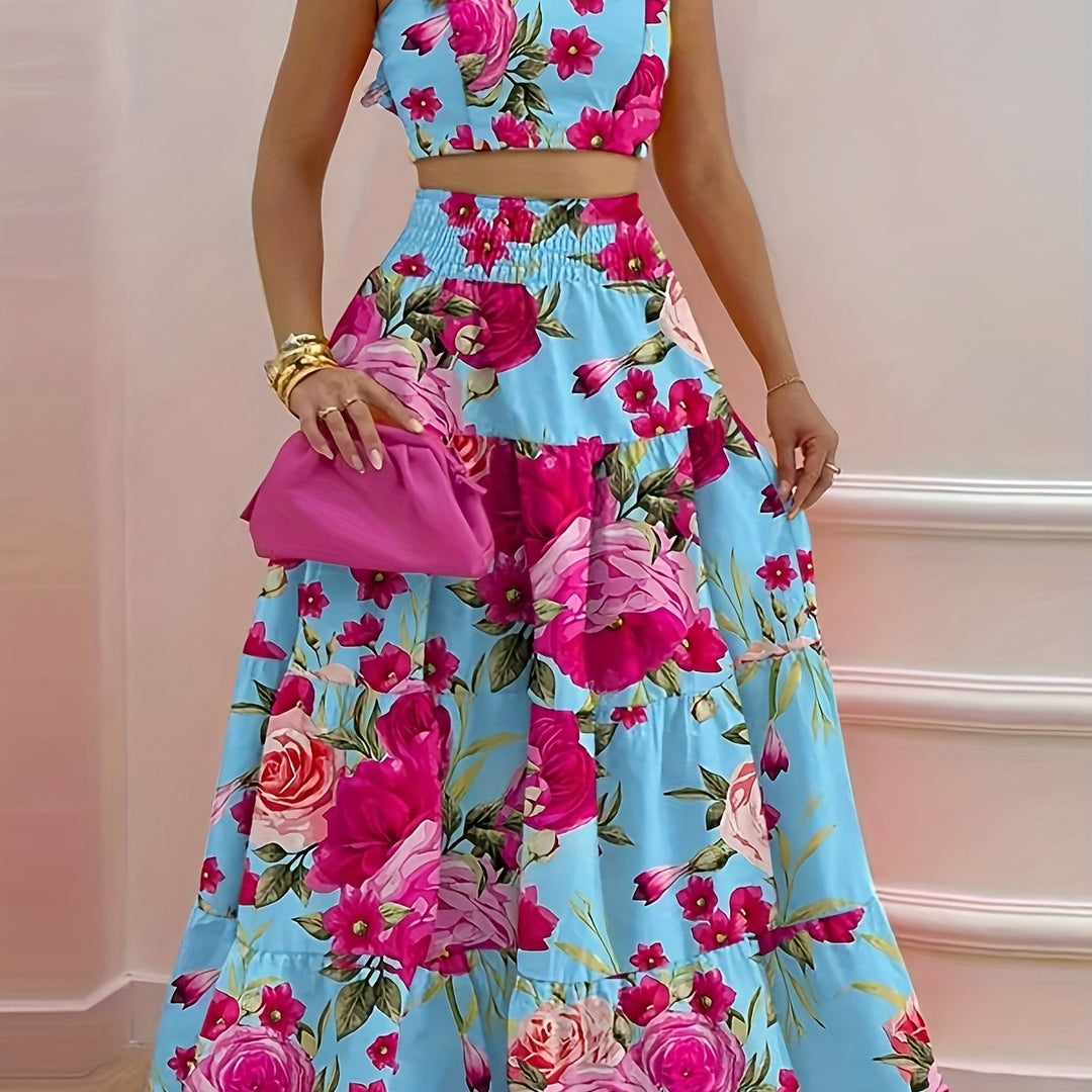 Set aus Bustier-Top mit Blumenrüschen und ausgestelltem Maxirock
