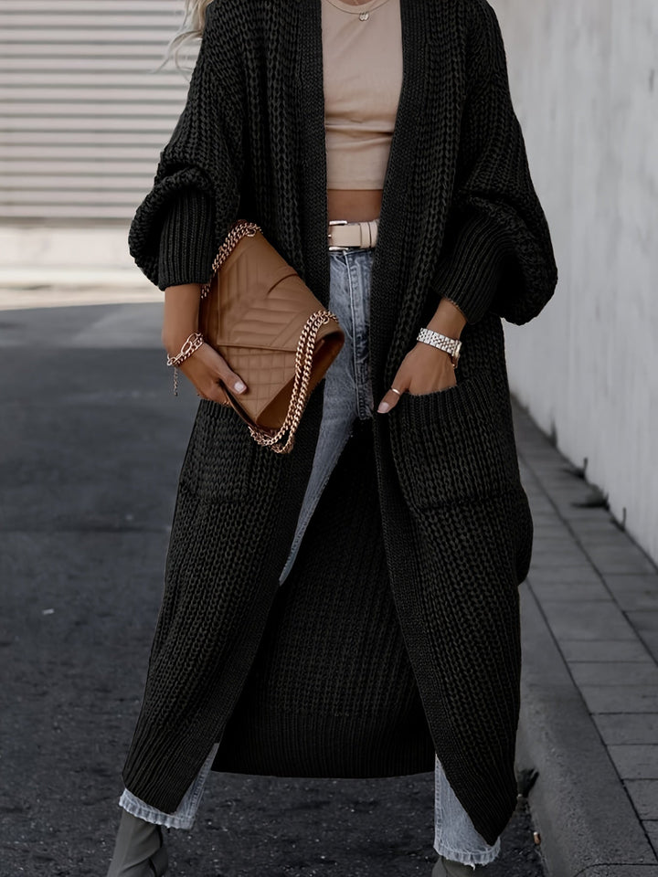 Damen-Strickjacke mit langen Ärmeln im Detail