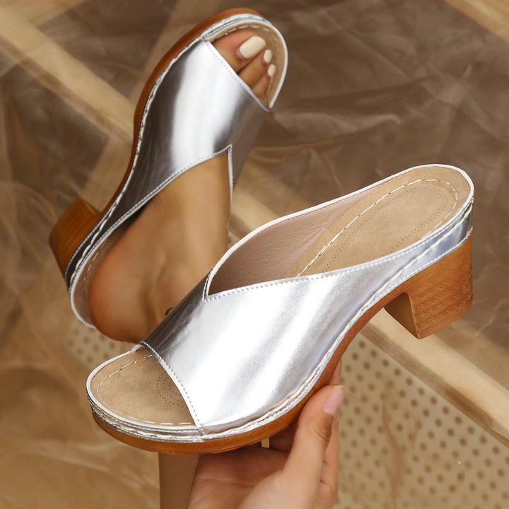 Stilvolle orthopädische Komfortsandalen